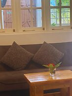 Bahaaru Villa Surf and Stay