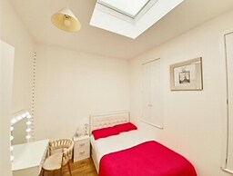Orpington Cozy Retreat With 3 Bed