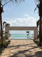 Joud by the sea