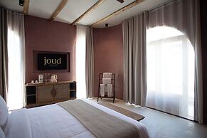 Joud by the sea