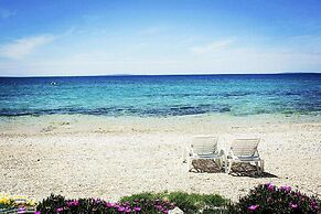 Mobile Home by Novalja Beach With Pools
