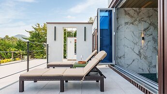Namhae Orda Pool Villa
