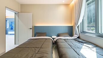 Namhae Orda Pool Villa