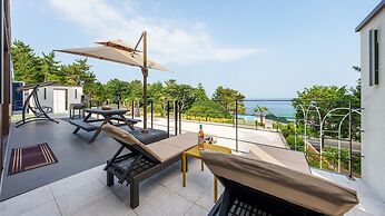 Namhae Orda Pool Villa
