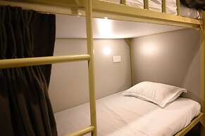 Amara Super Deluxe Dormitory