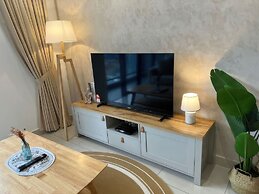 Trion Residence by Emily in Town