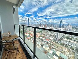 Trion Residence by Emily in Town
