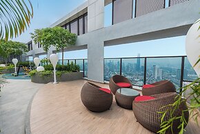 Trion Residence by Emily in Town