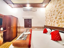Hotel Hanuman Palace Ayodhya