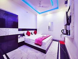 Hotel Hanuman Palace Ayodhya