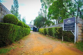 Holiday Premier Hotel