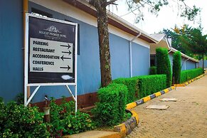 Holiday Premier Hotel