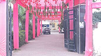 Vinayak Palace