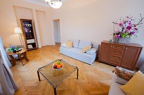 Roman Apartments