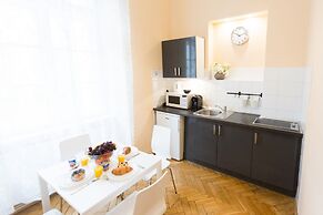 Roman Apartments