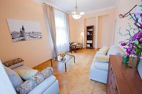 Roman Apartments