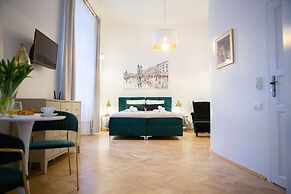 Roman Apartments