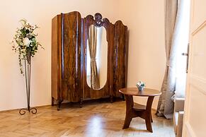 Roman Apartments