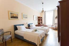 Roman Apartments