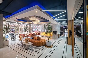 Metro Hotel Phahonyothin 35