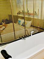 Metro Hotel Phahonyothin 35
