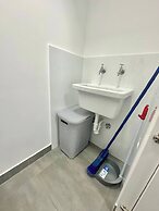 Modern 1BR on J Prado Board San Isidro