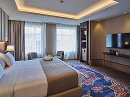 Four - G Hotel Premium