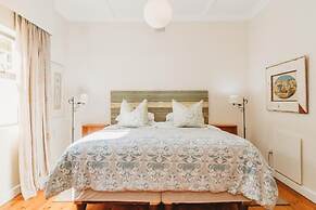 Acorn Guest House
