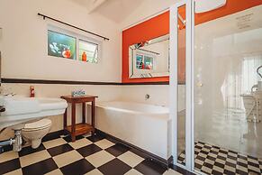 Acorn Guest House