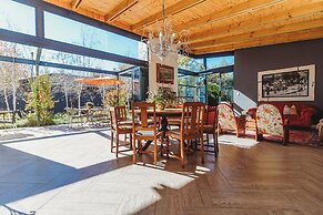 Acorn Guest House