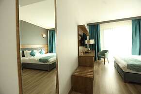Lina Garden Hotel