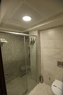 Lina Garden Hotel
