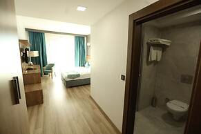 Lina Garden Hotel