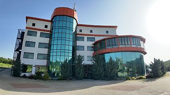 Lina Garden Hotel