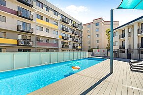 2bdr East Perth Getaway