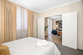 2bdr East Perth Getaway