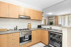 2bdr East Perth Getaway