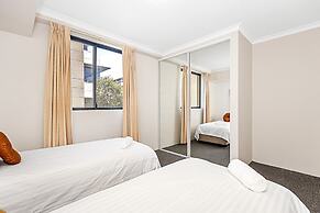 2bdr East Perth Getaway