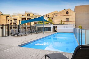 Bespoke East Perth - Sleeps 2 - Superior Wifi