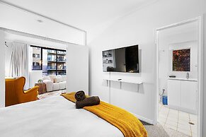 Bespoke East Perth - Sleeps 2 - Superior Wifi