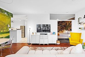 Bespoke East Perth - Sleeps 2 - Superior Wifi