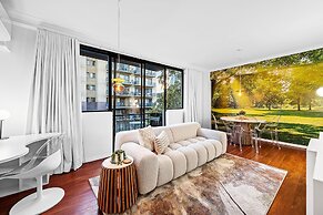 Bespoke East Perth - Sleeps 2 - Superior Wifi