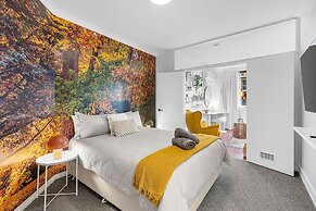 Bespoke East Perth - Sleeps 2 - Superior Wifi
