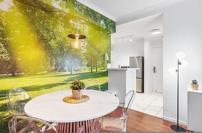 Bespoke East Perth - Sleeps 2 - Superior Wifi