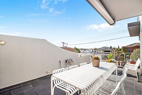 Designer Luxury 3brd - Epic Views - South Perth