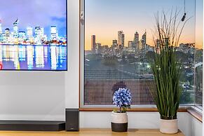 Designer Luxury 3brd - Epic Views - South Perth
