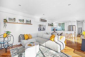 Designer Luxury 3brd - Epic Views - South Perth