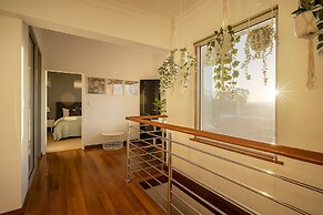 Designer Luxury 3brd - Epic Views - South Perth