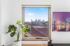 Designer Luxury 3brd - Epic Views - South Perth