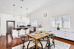 Hyde Seek Parkside Family Stay
